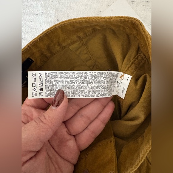 Forever 21 Women’s Bootcut Velvet High Rise Pants Gold Medium. New w tag - Picture 8 of 8